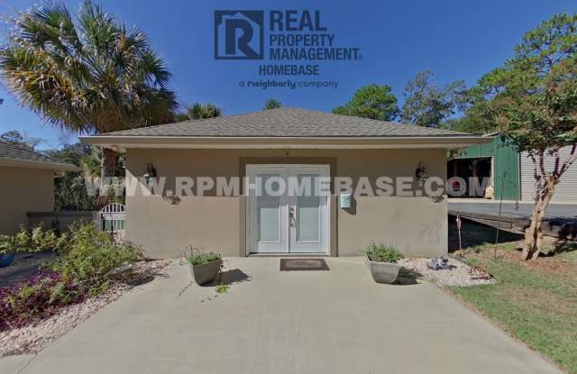 Spacious Apartment with All Utilities Included and Pool Access! photos photos