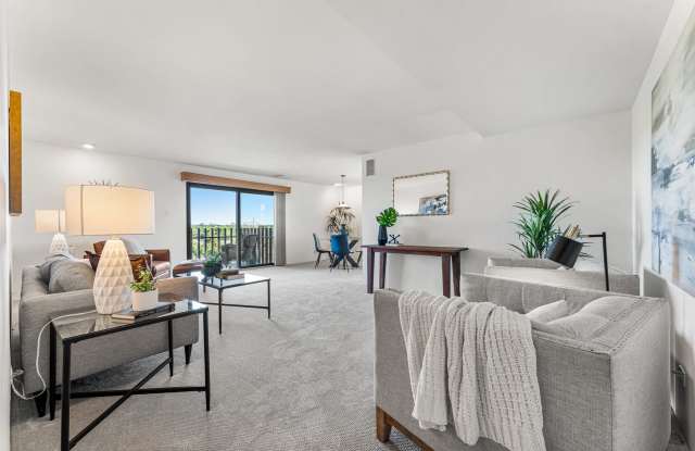 480 South Marion Street Parkway photos photos