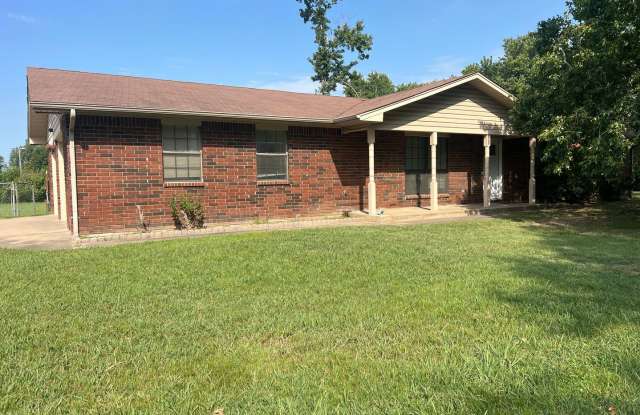 comfort and convenience in this 3 bedroom 2 bathroom photos photos