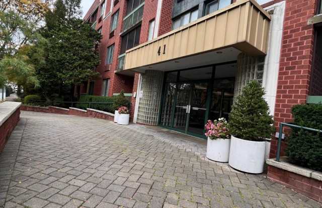 41 Wellington Ct Gallery 1