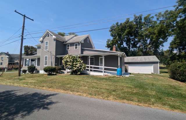 801 East Moler Avenue Gallery 3