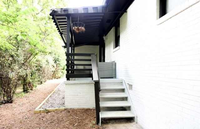 1275 Calhoun Avenue Gallery 2