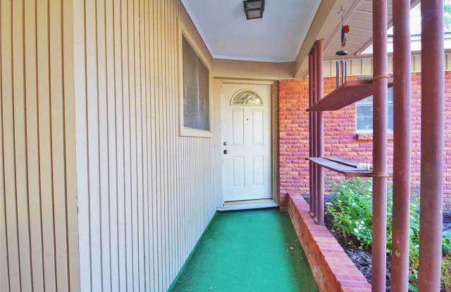 3742 Cornell Drive Gallery 3