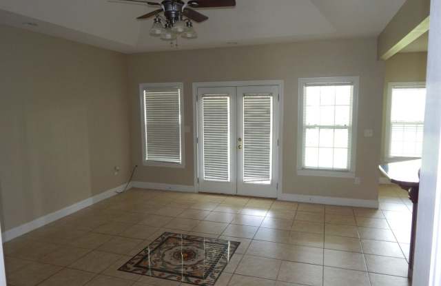 5774 Fontana Road Gallery 4