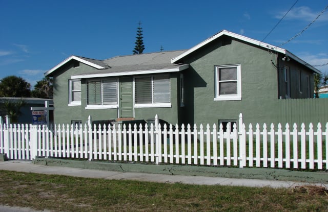615 Wisteria Road - 615 Wisteria Road, Daytona Beach, FL 32118