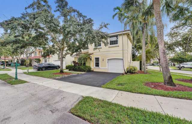 Excellent Home in Weston Gallery 3