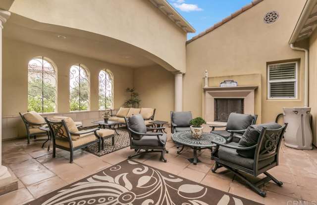 1002 Scarlet Way - 1002 Scarlet Way, Encinitas, CA 92024