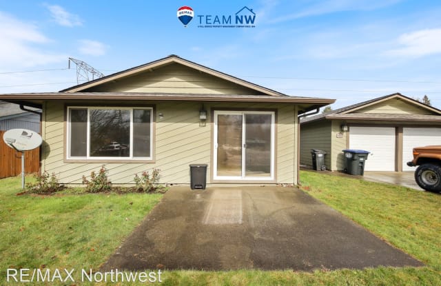 302 65th Way SW Unit B - 302 65th Way Southwest, Tumwater, WA 98501