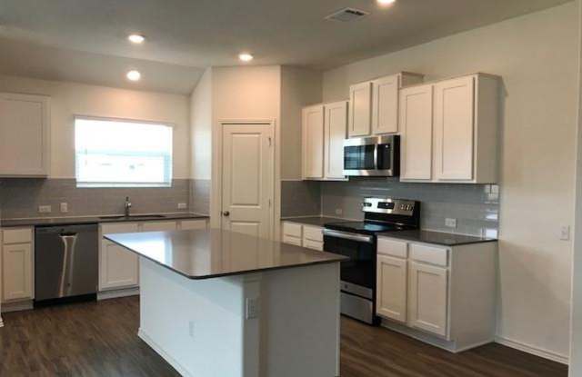 Conveniently Located 4 Bed / 2 Bath Hutto Home Gallery 4