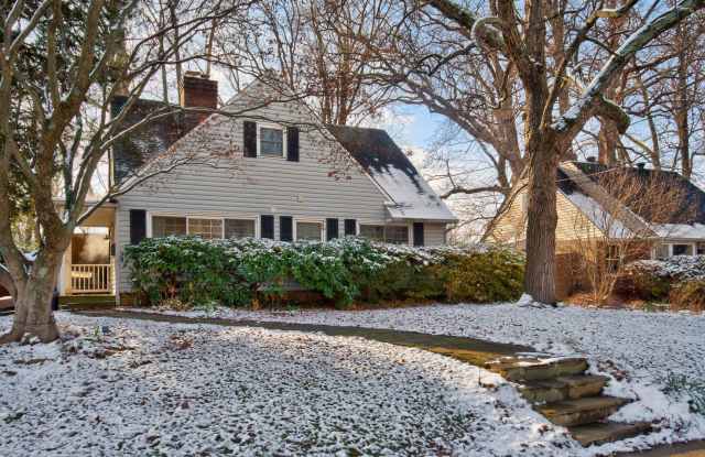 2802 Dawson Avenue photos photos