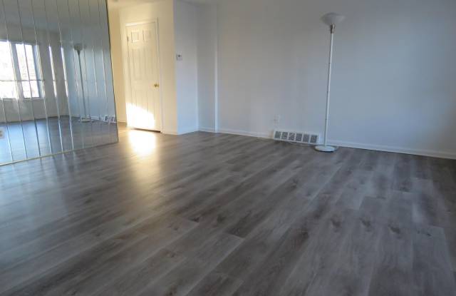 3712 MECHANICSVILLE Place Gallery 4
