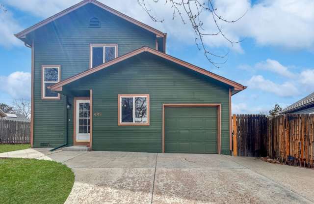 $0 DEPOSIT OPTION. CHARMING 2 BEDROOM HOME WITH SPACIOUS YARD NEAR QUINCY RESERVOIR! photos photos