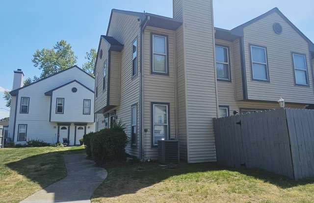 812 Zircon Court photos photos