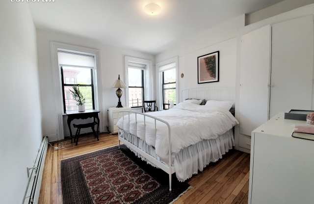 603 Vanderbilt Avenue Gallery 3