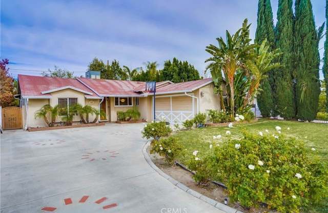 12415 Killion Street photos photos