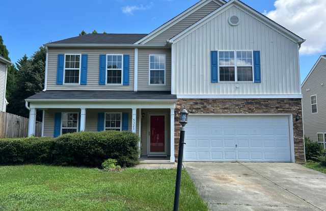 Spacious 3 Bed | 2.5 Bath House in Raleigh photos photos