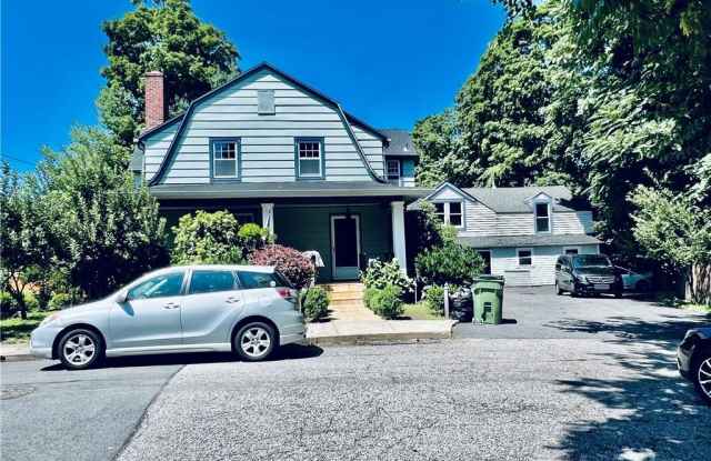 19 Hanford Place - 19 Hanford Place, Tarrytown, NY 10591