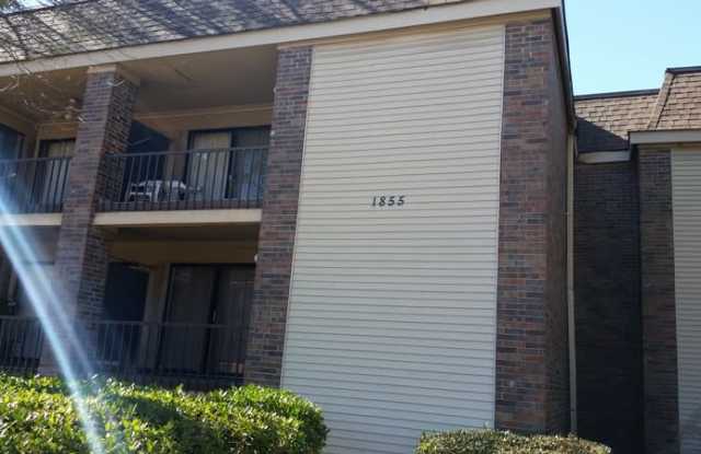 1855 Poplar Woods Circle West - 1 photos photos