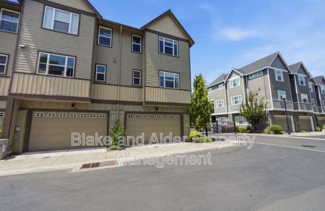 494 NE Cleveland Avenue photos photos