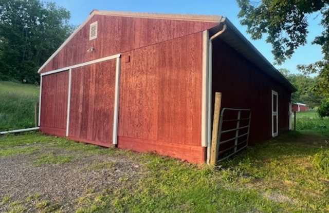 26673 Jelloway Road - Horse Stalls photos photos 26673 Jelloway Road - Horse Stalls photos photos