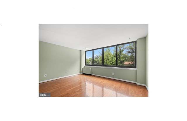 600 ROOSEVELT Boulevard Gallery 3