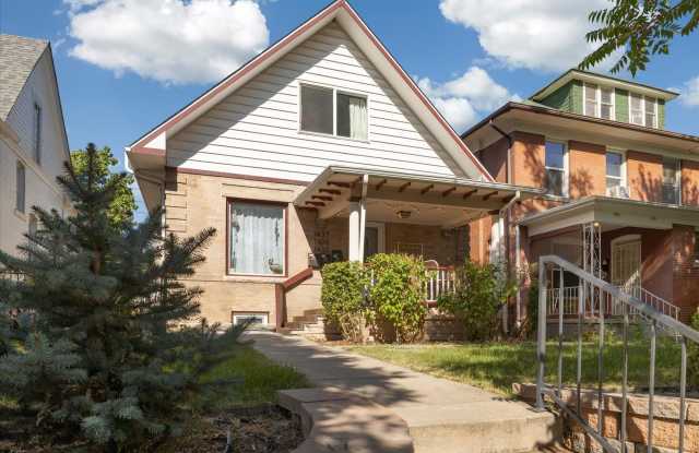 Spacious studio loft in the highly sought-after Congress Park neighborhood photos photos
