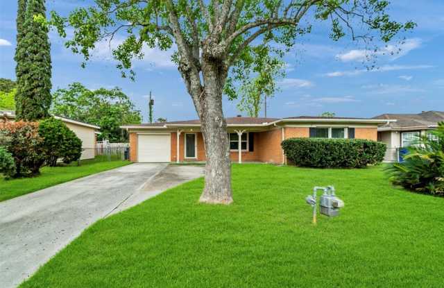 6206 Diamond Court - 6206 Diamond Court, Texas City, TX 77591