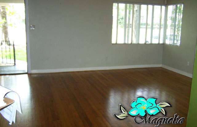 282 Dubsdread Circle Gallery 3