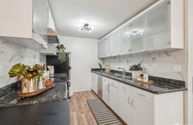 22 Moss Avenue photos photos