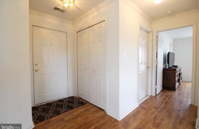 44090 NATALIE TERRACE Gallery 3
