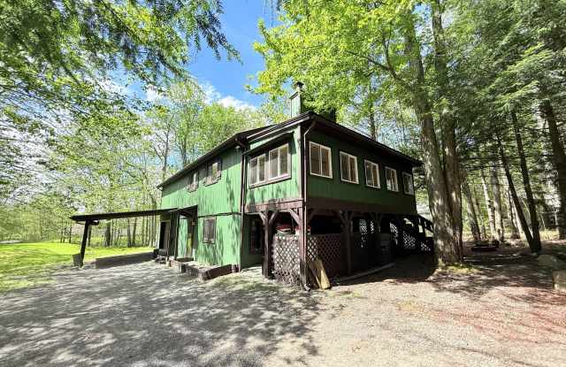 3413 Stag Lane photos photos
