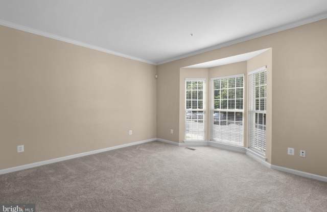 6381 STOCKBRIDGE OVERLOOK Court Gallery 3