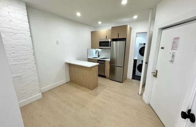 438 E 9th St photos photos