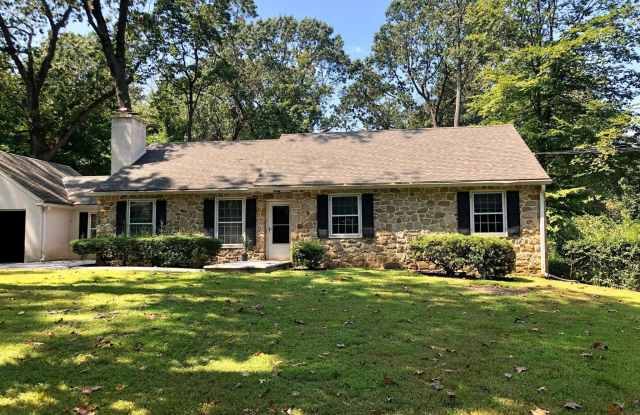 739 WEADLEY Road photos photos