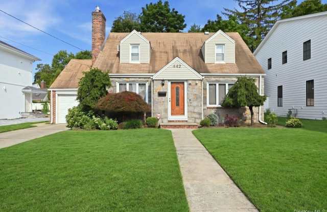 442 Langley Avenue photos photos