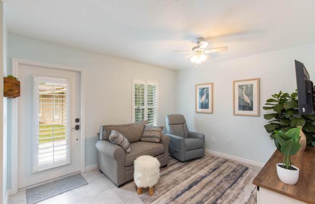 352 WINDOW ROCK Drive Gallery 4
