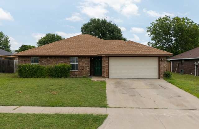 Half off First Months Rent!!! - 3807 Water Oak Drive, Killeen, TX 76542