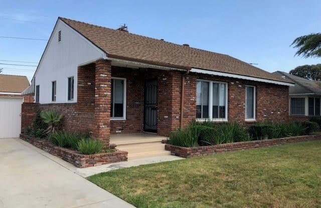 3016 N Greenbrier Road - 3016 Greenbrier Road, Long Beach, CA 90808