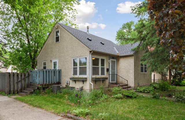 4001 Penn Avenue N - 4001 North Penn Avenue, Minneapolis, MN 55412
