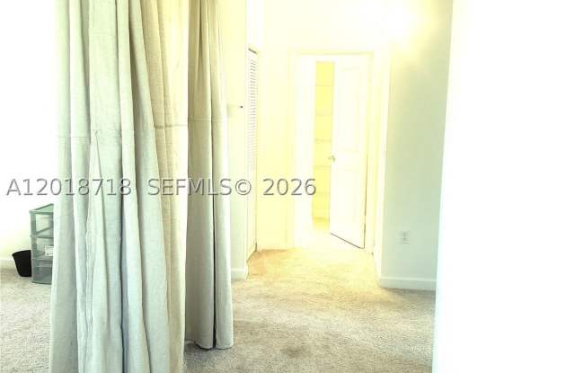 4941 Oakmont Dr Gallery 3