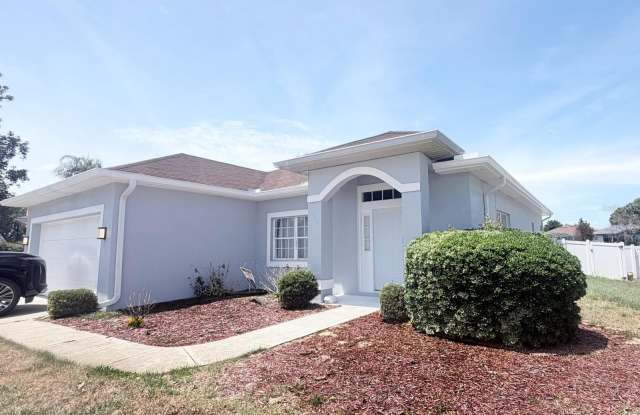 906 BERWICK Drive Gallery 4