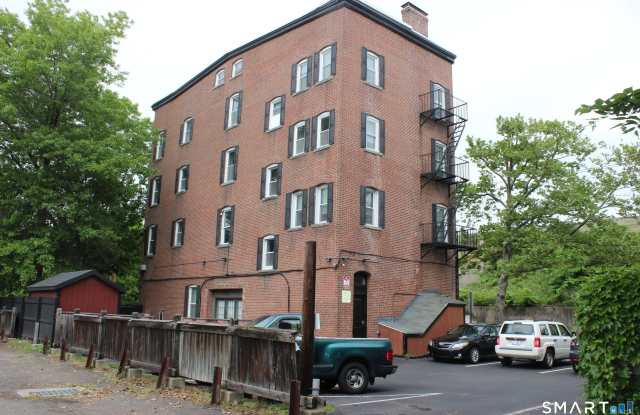 488 Chapel Street unit: 6 photos photos