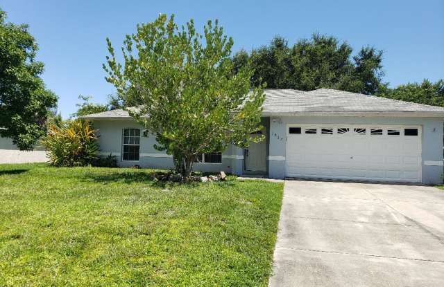 1832 SW 10th Terrace photos photos