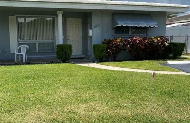 2060 NE 56th St - 2060 Northeast 56th Street, Fort Lauderdale, FL 33308