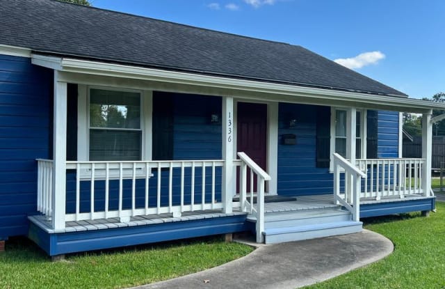 1336 W Lucas Dr. - 1336 West Lucas Drive, Beaumont, TX 77706