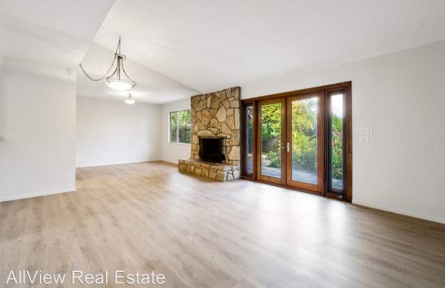 3174 Gibraltar Avenue - 1 - 3174 Gibraltar Avenue, Costa Mesa, CA 92626