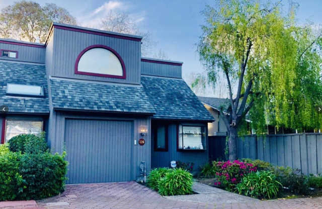 Your Serene Sanctuary Awaits – 2 Bed, 3 Bath in Menlo Park! - 126 Amherst Avenue, North Fair Oaks, CA 94025