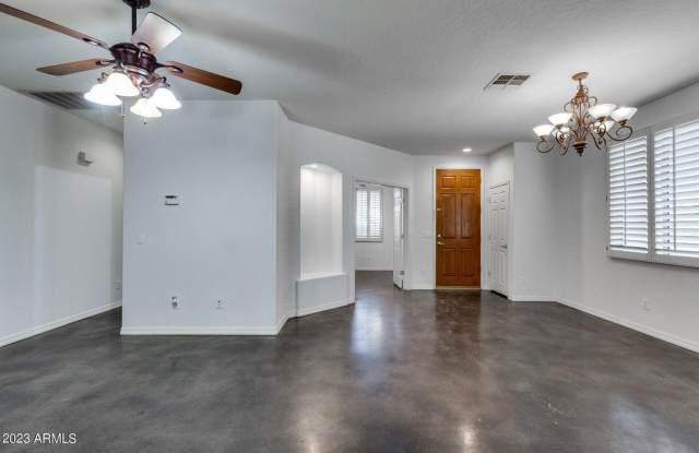 14588 W Indianola Avenue Gallery 3