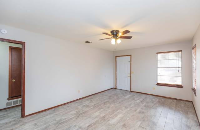 1624 Lockney St - A photos photos