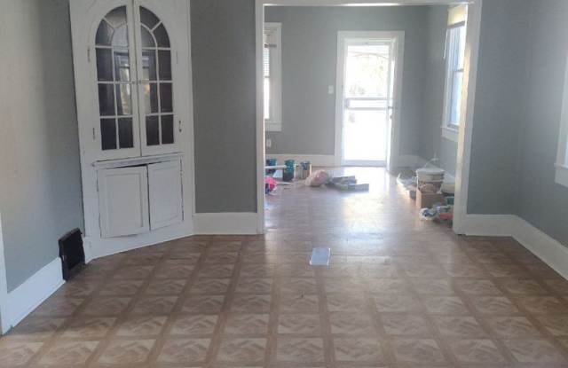 Cozy Affordable 2-Bedroom Home at 4501 Hyde Ave photos photos Cozy Affordable 2-Bedroom Home at 4501 Hyde Ave photos photos